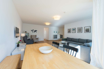 Wohnzimmer - Unsere schöne 4-Zimmer-Wohnung in erstklassiger Lage mitten in Kreuzberg