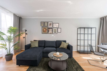 Wohnzimmer - Skandinavisch möbliertes 2-Zimmer-Apartment