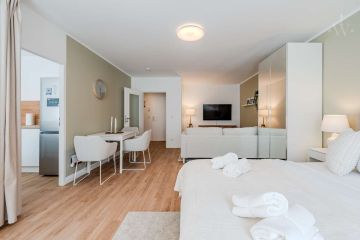 woonwoon-berlin-wohnen-auf-zei - Neu renovierte, möblierte 1-Zimmer-Wohnung in Neukölln – Wohnen nahe der Wasserlage