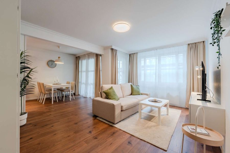 Stilvoll möblierte 2-Zimmer-Wohnung mit Balkon am Tegeler Hafen, Am Tegeler Hafen, 13057 Berlin, Tegel (Reinickendorf)