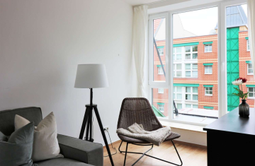 Living room - fantastic 3-room flat over 3 floors with large roof terrace